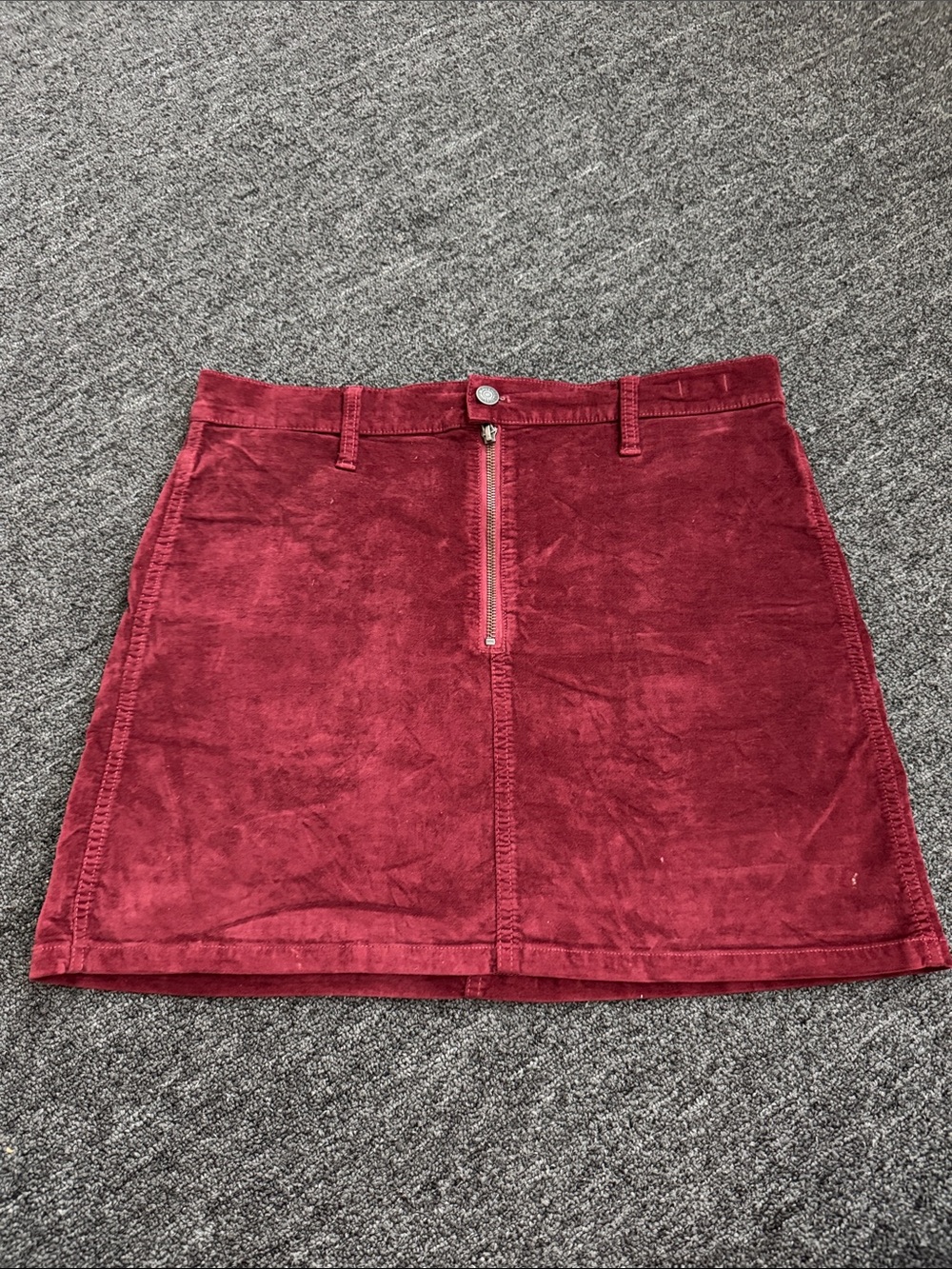 Velvet Mini Skirt with Front Zip in Burgundy